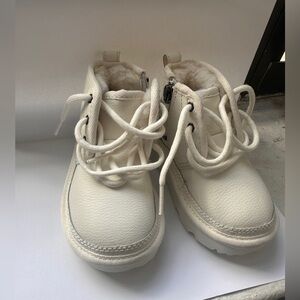 UGG Kids Cream Lace-Up Boots